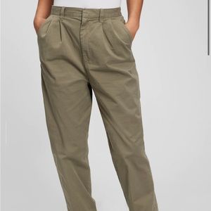 High waisted olive green khakis